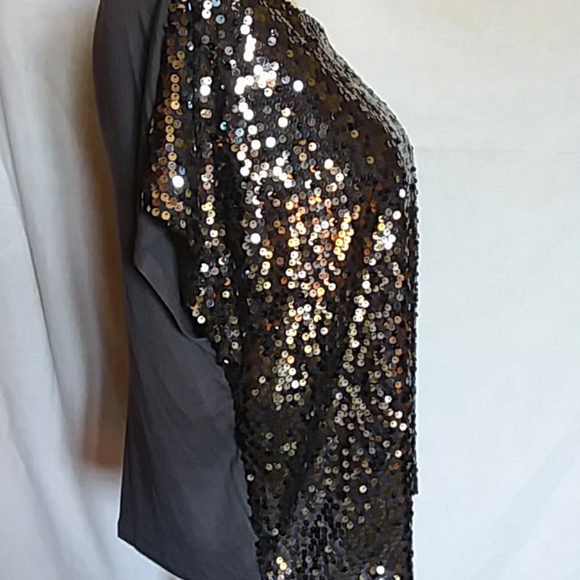 Jennifer Lopez Tops - Jennifer Lopez bling top